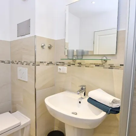 Rehn Apartment